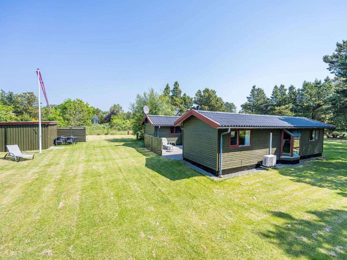 Holiday Home Blavand Cxxvii Екстериор снимка